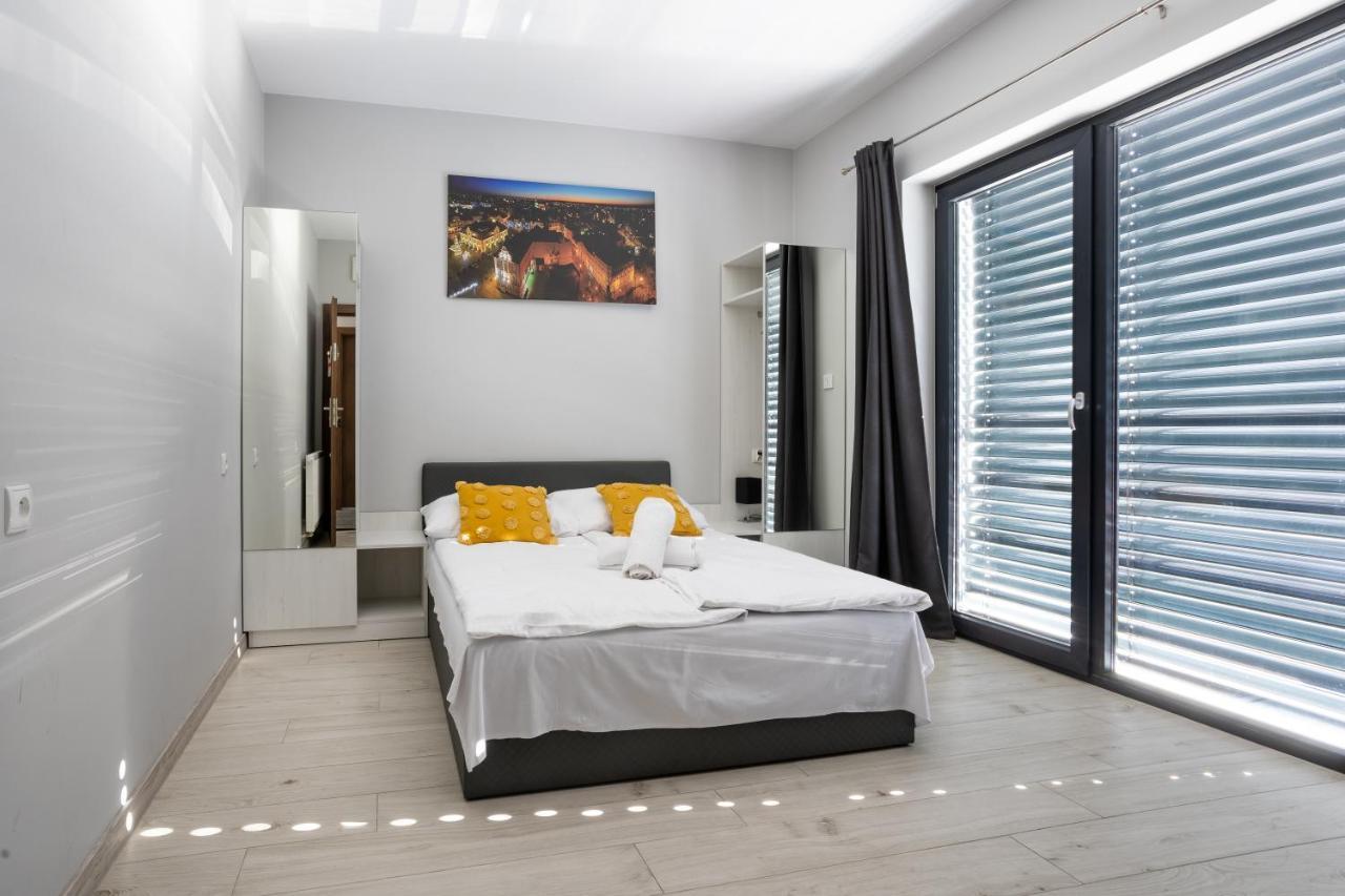 Noclegijarocin Bed & Breakfast Εξωτερικό φωτογραφία
