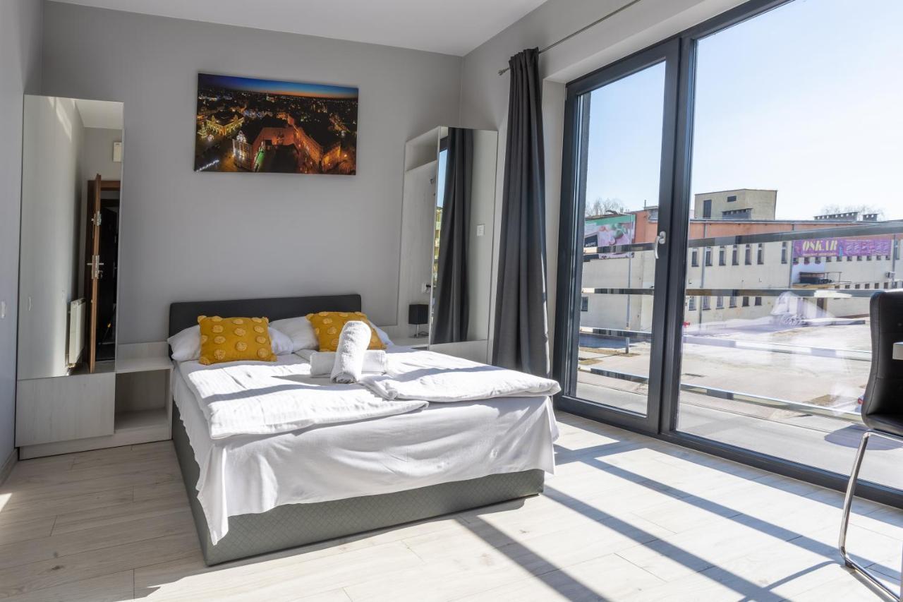Noclegijarocin Bed & Breakfast Εξωτερικό φωτογραφία
