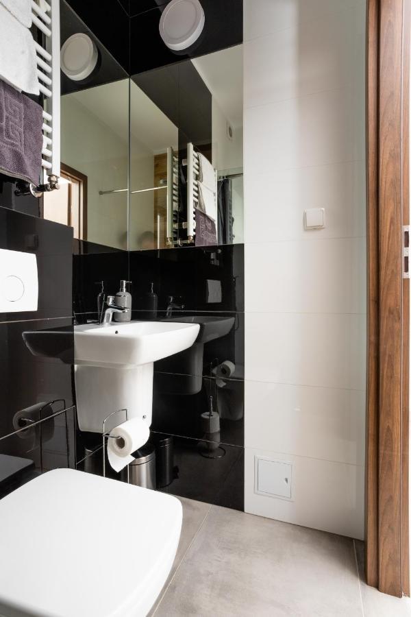 Noclegijarocin Bed & Breakfast Εξωτερικό φωτογραφία